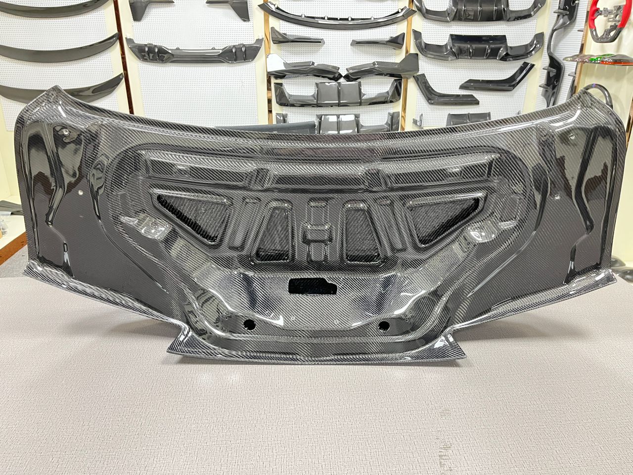 Carbon Fiber OEM Style Trunk For Chevy Camaro