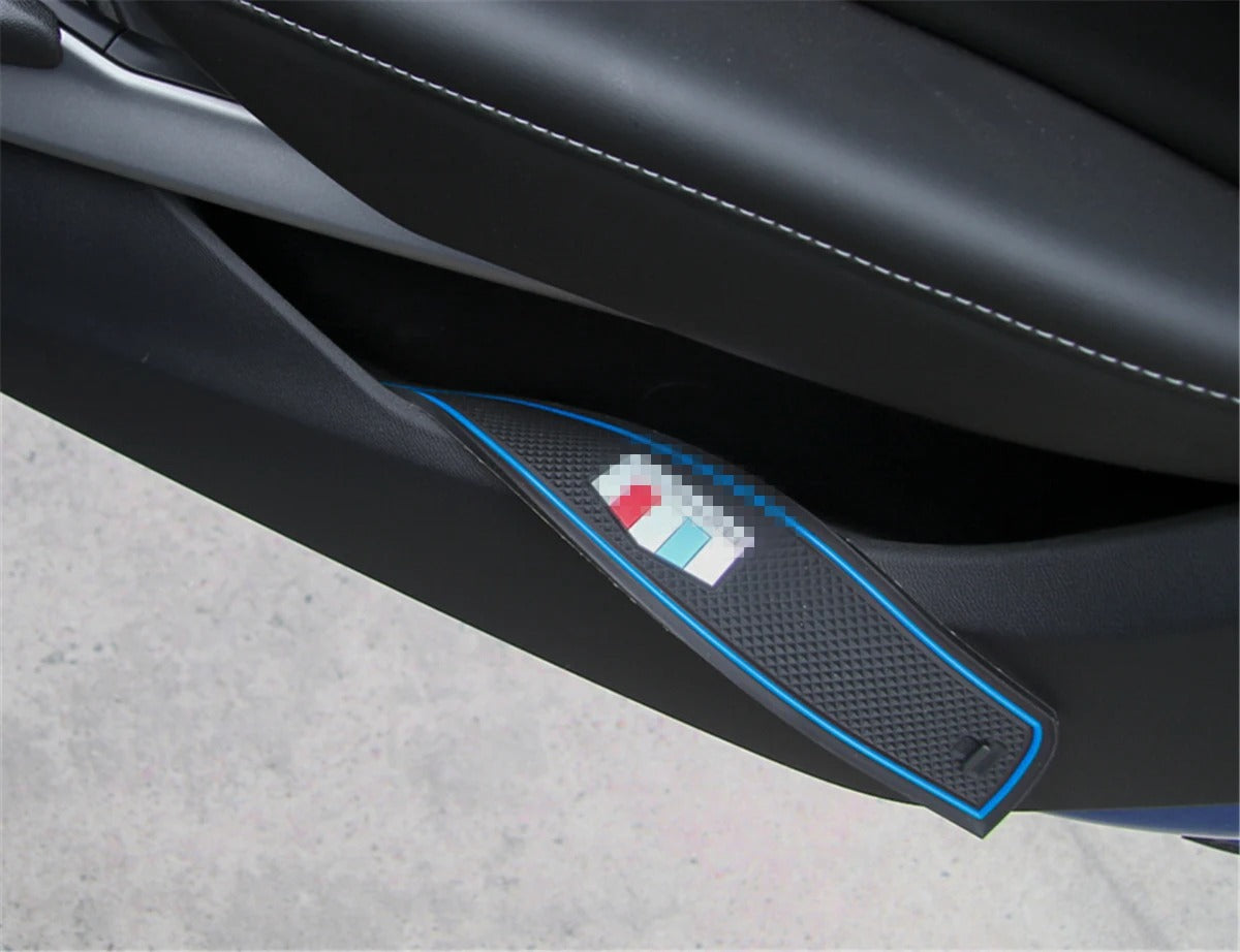 Non-Slip Cup Holder Mat Trim For Chevy Camaro