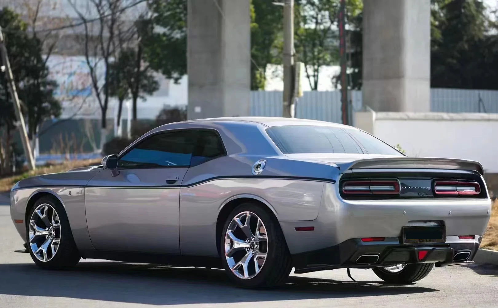 Carbon fiber Side Skirts For Dodge Challenger