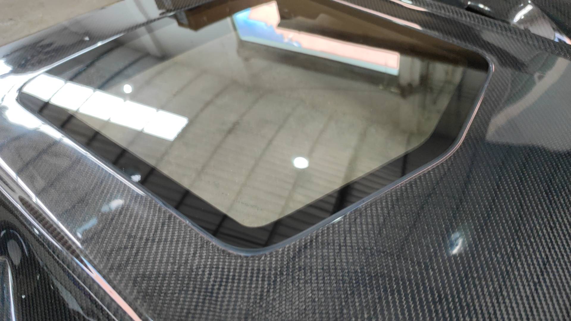 Carbon Fiber Exposed Glass Hood For C7 Corvette